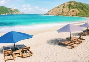 pantai romantis di Lombok